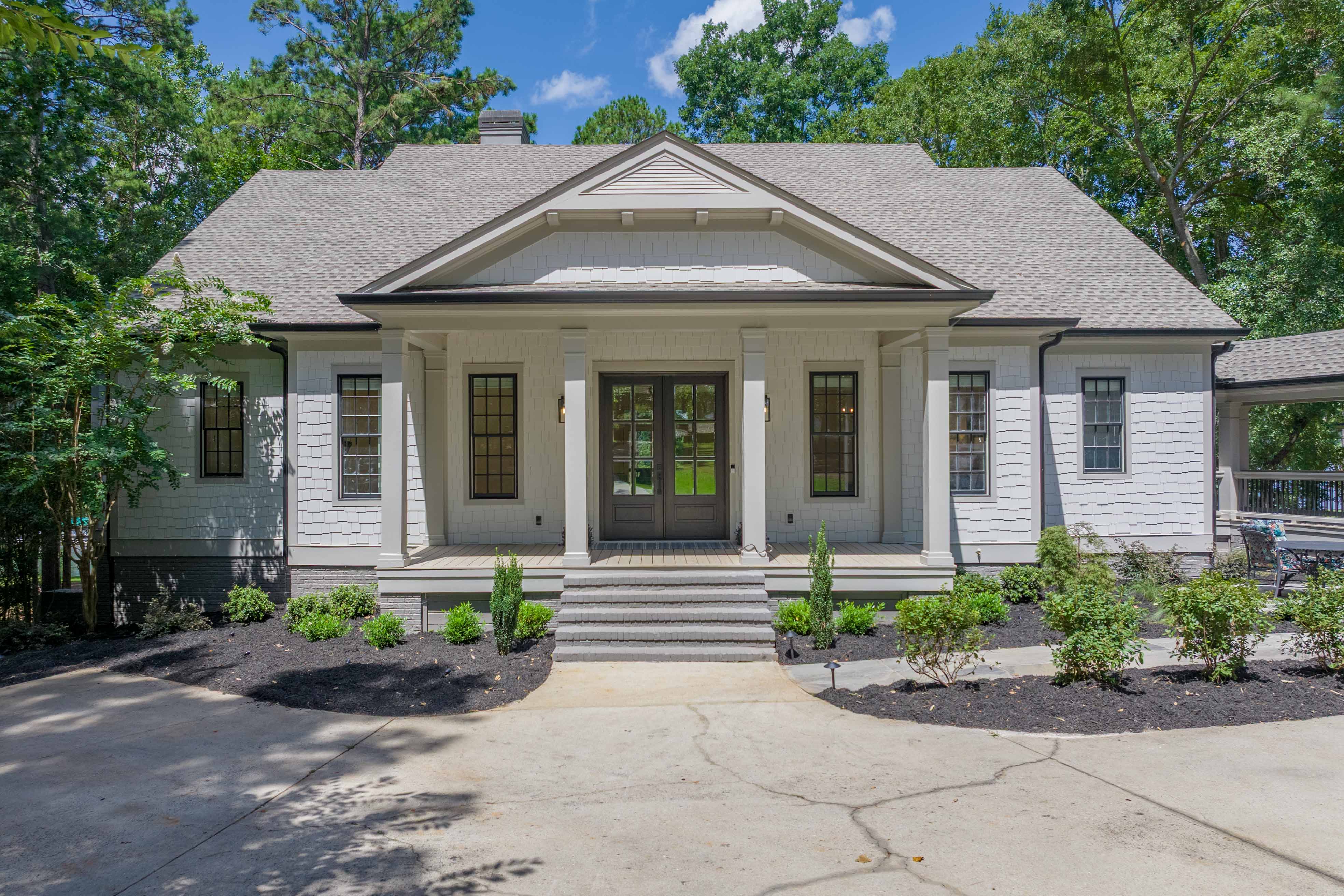 137 Barrington Hall Drive image 4